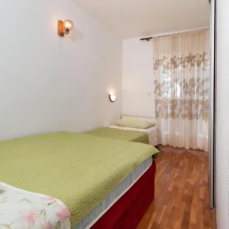 2 Bedroom Gorgeous In * بولا